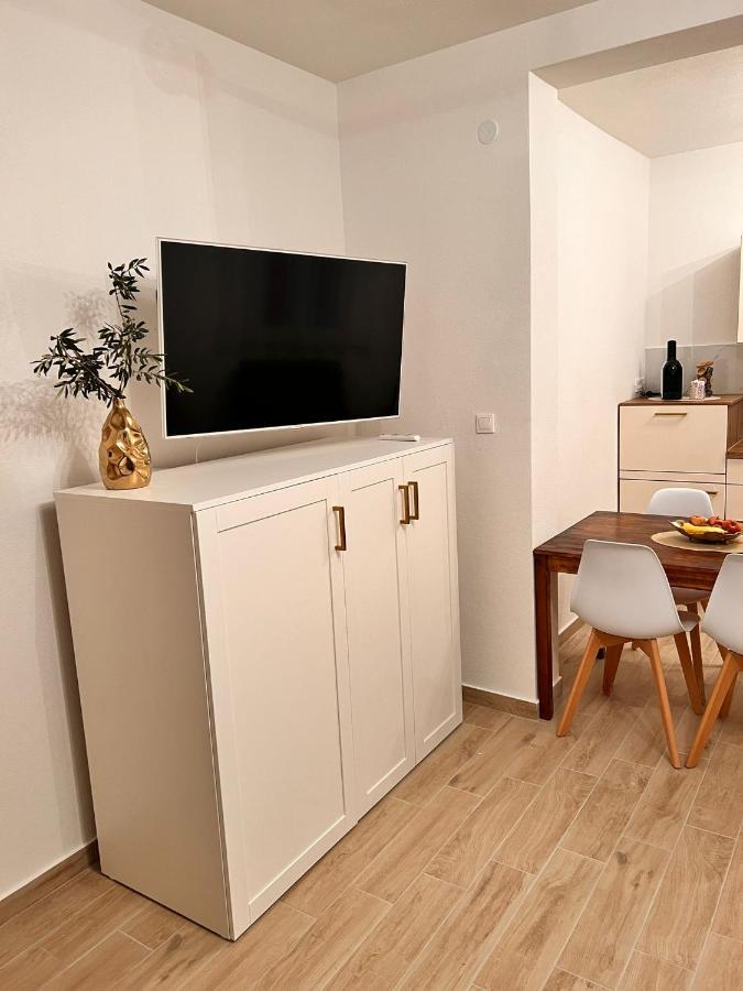 Apartmani Tin Starigrad Paklenica Zewnętrze zdjęcie